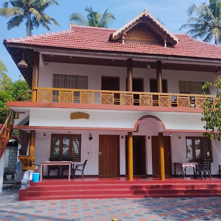 מאראריקולם Marari Anna Beach Villa מראה חיצוני תמונה