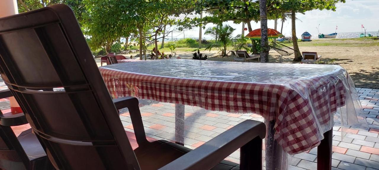 מאראריקולם Marari Anna Beach Villa מראה חיצוני תמונה