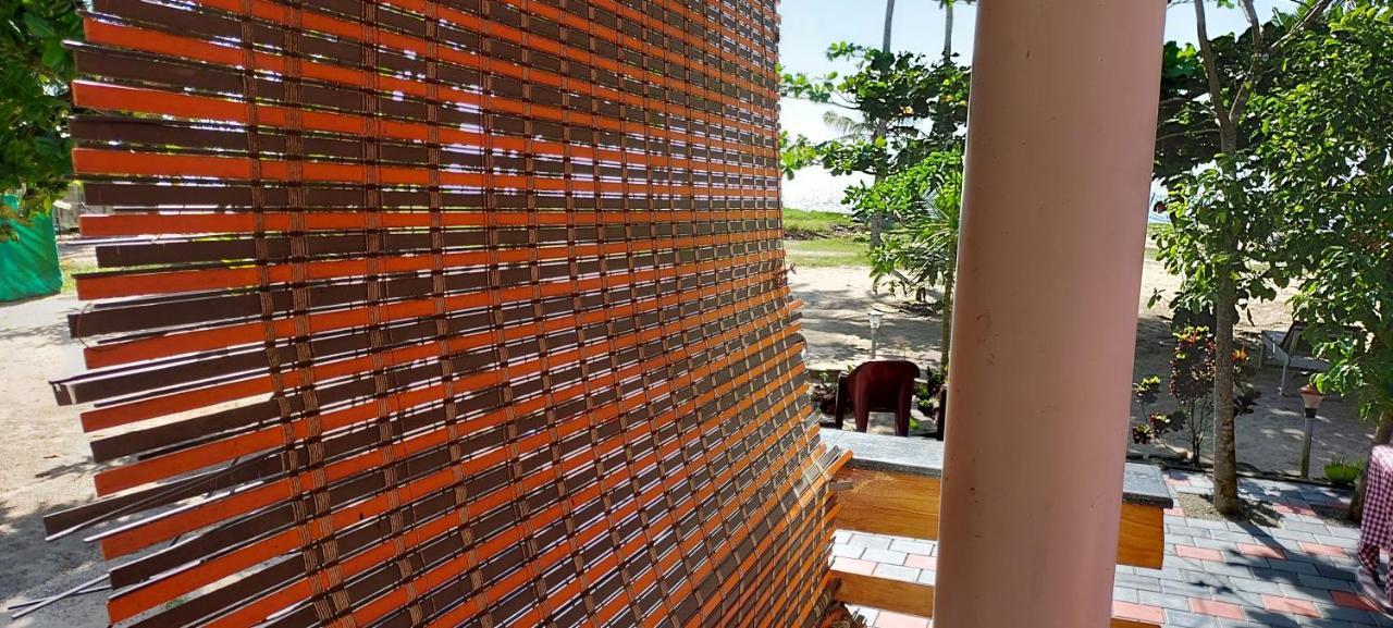 מאראריקולם Marari Anna Beach Villa מראה חיצוני תמונה