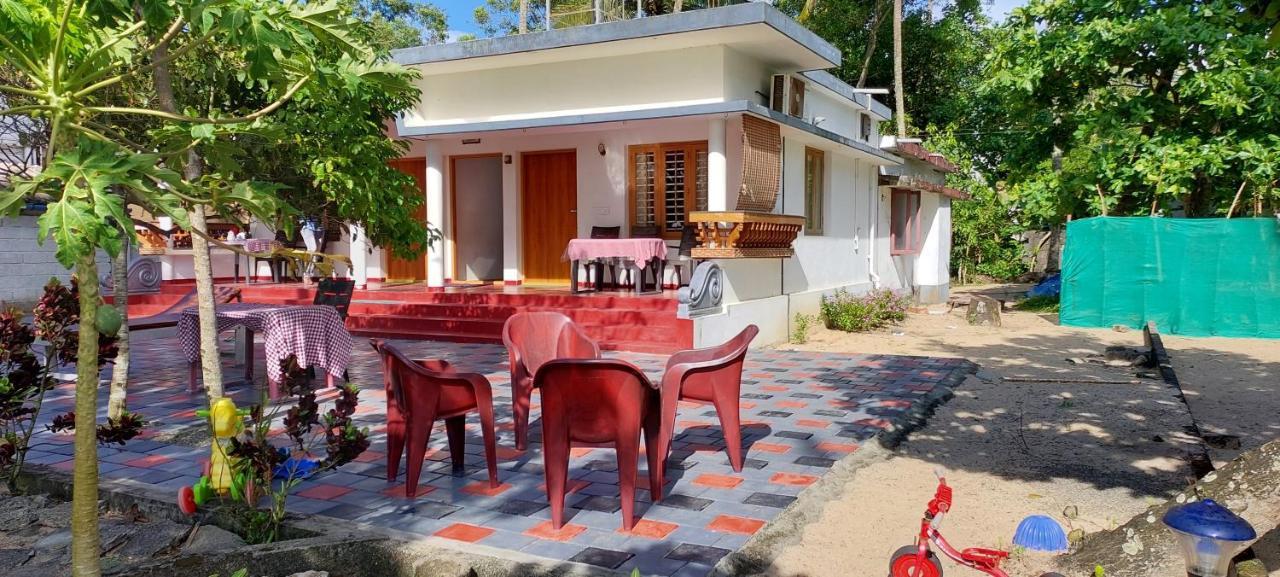 מאראריקולם Marari Anna Beach Villa מראה חיצוני תמונה